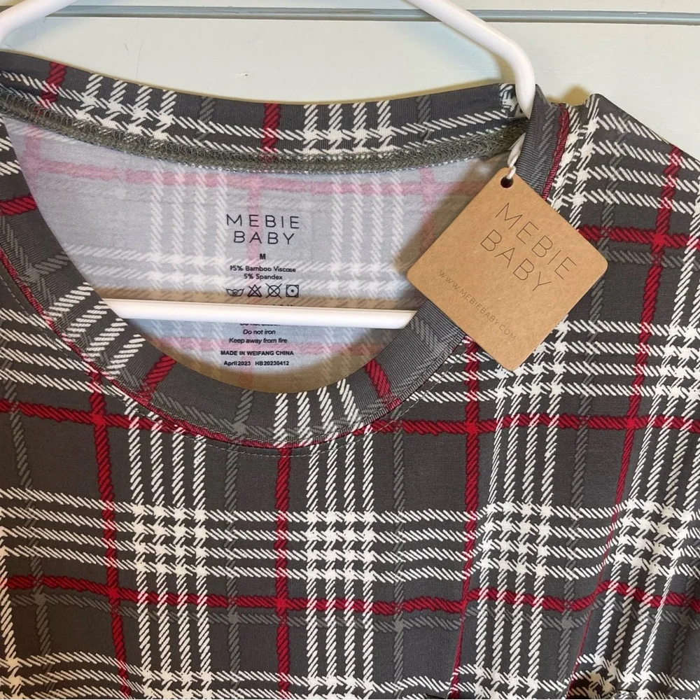 Mebie Baby plaid Christmas pajamas green red and‎ cream women's size medium NWT